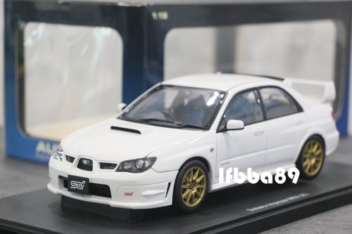 Autoart subaru impreza - 1/18,
